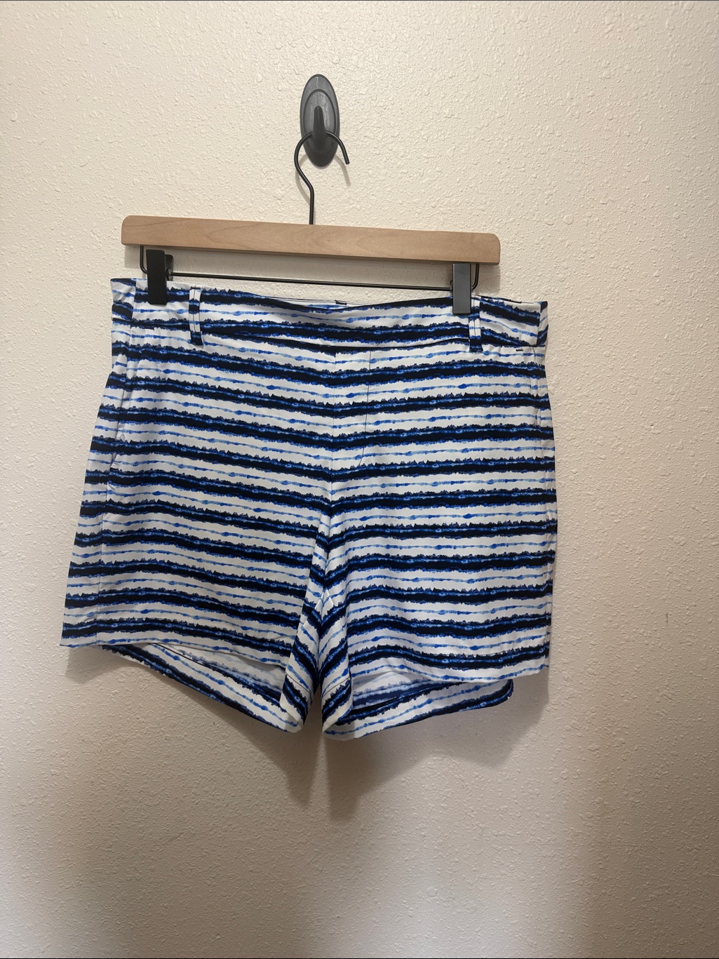 Spanx White And Blue Striped Women’s Shorts, Size L